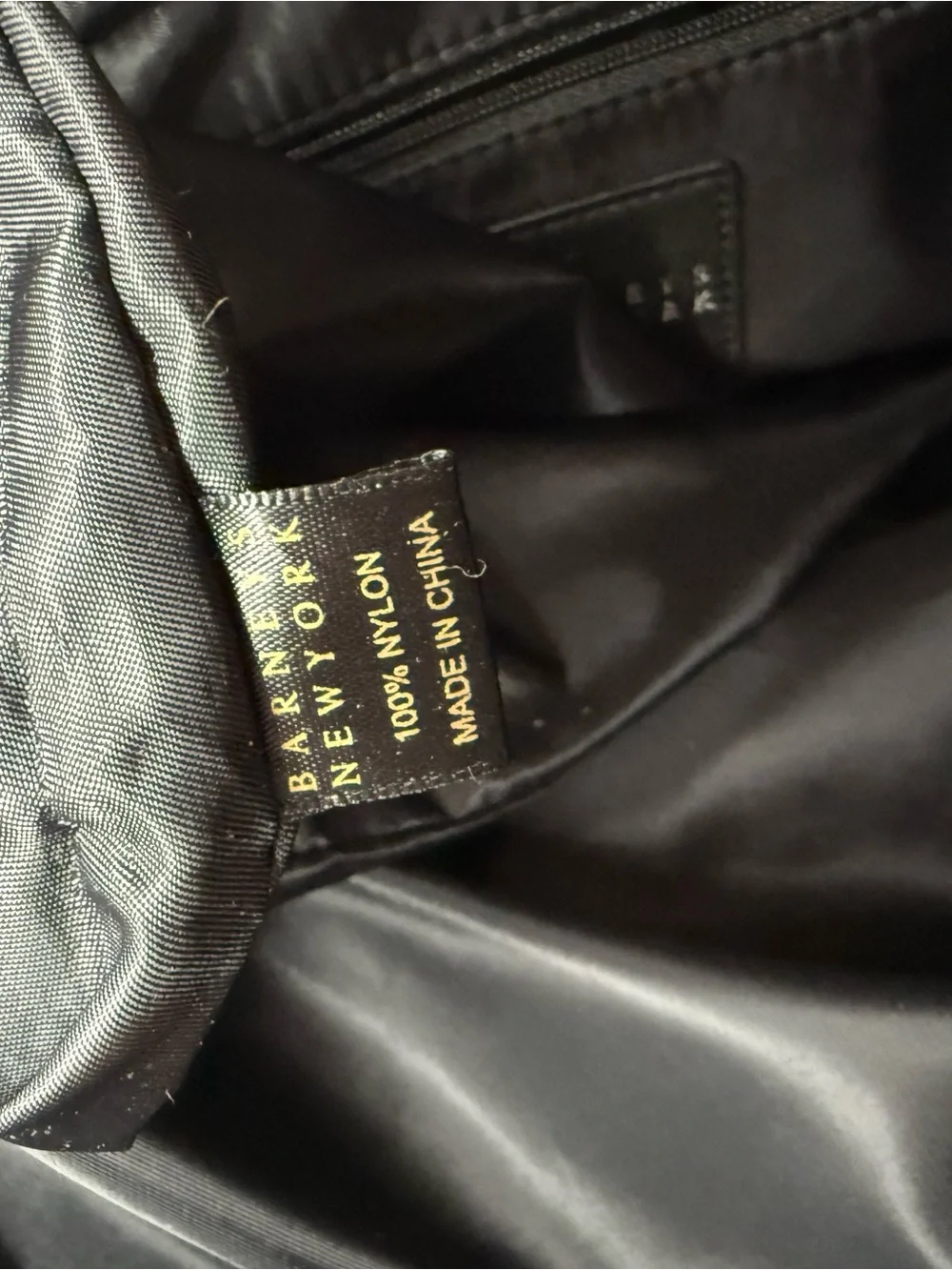 Barneys New York elegant lightweight